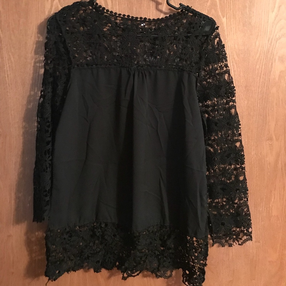 Lace long sleeve top